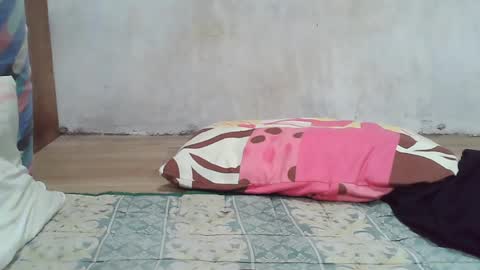 maegold69 online show from April 24, 2026, 1:46 pm
