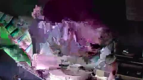 Snapshot of maelbrootek chatting on December 4, 2025, 12:42 am men 1993 online show from December 4, 2025, 12:42 am