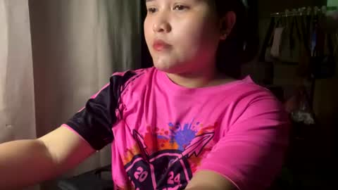 Snapshot of maemaebujawe31 chatting on June 17, 2026, 2:07 pm maeyyy chubbyxxx online show from June 17, 2026, 2:07 pm