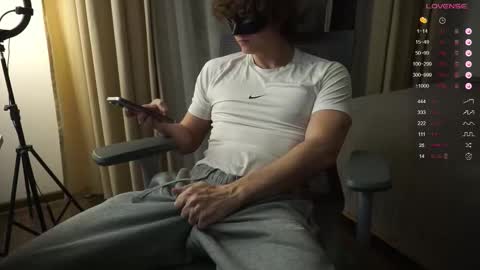 Snapshot of maestro3369 chatting on November 8, 2025, 9:02 pm Mike XMaestro 3369 online show from November 8, 2025, 9:02 pm