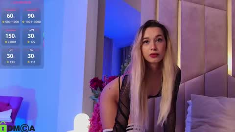 Snapshot of maevedream chatting on September 21, 2025, 6:31 pm M. online show from September 21, 2025, 6:31 pm