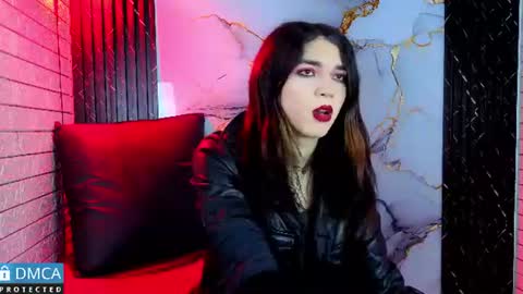 maevekuro online show from July 31, 2026, 3:17 am