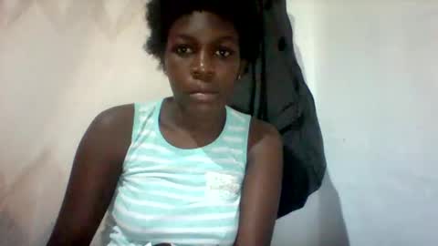 Snapshot of maevre_ chatting on February 22, 2026, 7:56 pm maevre_ online show from February 22, 2026, 7:56 pm