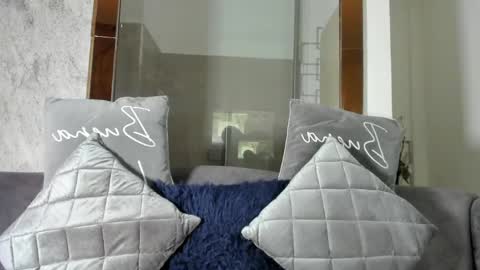 mafearias23 online show from April 30, 2026, 2:23 pm