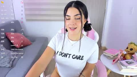 Eva online show from October 21, 2025, 4:30 pm