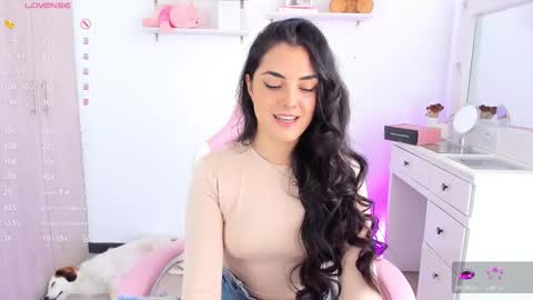 Eva online show from December 16, 2025, 4:01 pm