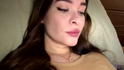 Snapshot of magggg658318 chatting on September 25, 2025, 11:58 am magggg658318 online show from September 25, 2025, 11:58 am