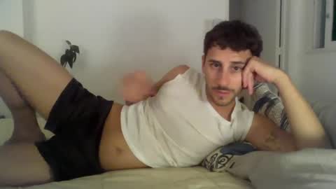 maggicboy29 online show from March 26, 2026, 2:28 am