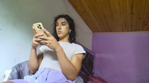 Snapshot of maggie_fit chatting on October 14, 2025, 2:18 pm maggie_fit online show from October 14, 2025, 2:18 pm