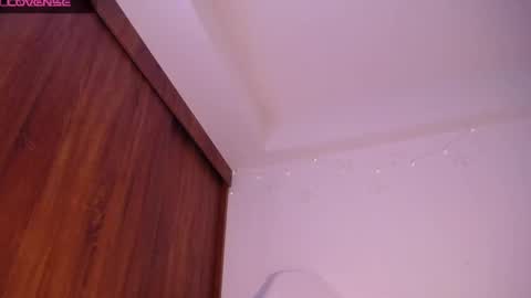 Snapshot of maggie_raver chatting on December 18, 2024, 7:52 pm maggie online show from December 18, 2024, 7:52 pm