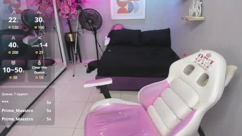Snapshot of maggy_t18 chatting on July 29, 2026, 2:59 pm Maggy online show from July 29, 2026, 2:59 pm