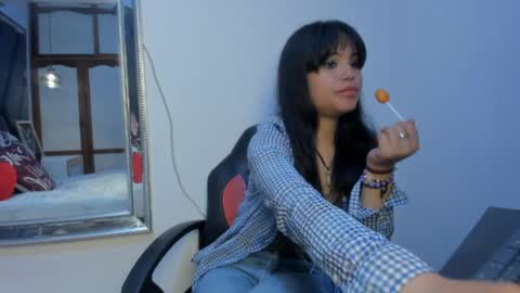 Snapshot of maggyx_69 chatting on May 22, 2026, 2:55 pm Kimy online show from May 22, 2026, 2:55 pm