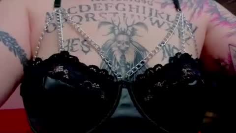 Magic Allie online show from July 13, 2026, 9:06 pm