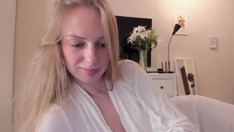 Snapshot of magic_couple13 chatting on January 30, 2025, 11:11 am Alice online show from January 30, 2025, 11:11 am