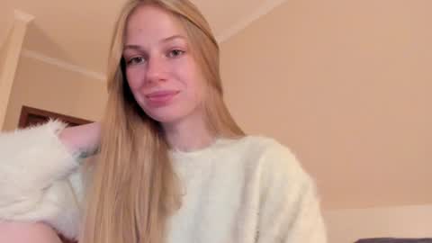 Snapshot of magic_couple13 chatting on November 23, 2025, 1:55 pm Alice online show from November 23, 2025, 1:55 pm