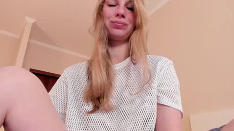 Snapshot of magic_couple13 chatting on November 29, 2025, 9:12 am Alice online show from November 29, 2025, 9:12 am