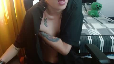 Snapshot of magic_jadee chatting on January 9, 2026, 2:53 pm Jade online show from January 9, 2026, 2:53 pm