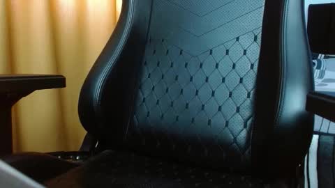 Snapshot of magic_jadee chatting on March 10, 2026, 3:28 pm Jade online show from March 10, 2026, 3:28 pm