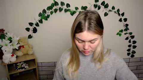 Snapshot of magic_katarina_ chatting on December 13, 2024, 6:00 am magic_katarina_ online show from December 13, 2024, 6:00 am