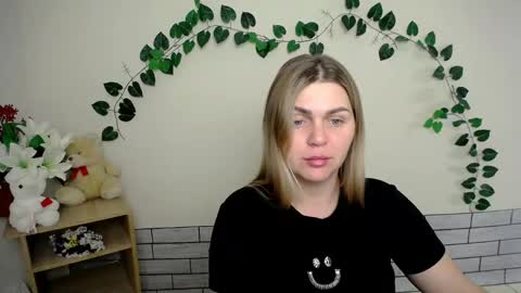 Snapshot of magic_katarina_ chatting on December 18, 2024, 7:19 pm magic_katarina_ online show from December 18, 2024, 7:19 pm