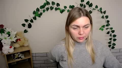 Snapshot of magic_katarina_ chatting on December 20, 2024, 8:17 am magic_katarina_ online show from December 20, 2024, 8:17 am