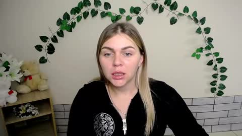 Snapshot of magic_katarina_ chatting on January 3, 2025, 8:32 am magic_katarina_ online show from January 3, 2025, 8:32 am