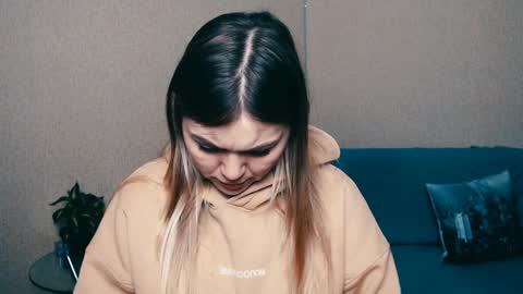 Snapshot of magic_katarina_ chatting on January 22, 2025, 12:38 pm magic_katarina_ online show from January 22, 2025, 12:38 pm