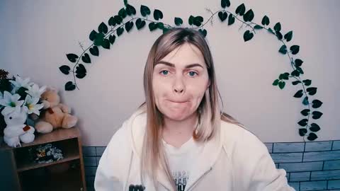 Snapshot of magic_katarina_ chatting on March 12, 2025, 7:02 am magic_katarina_ online show from March 12, 2025, 7:02 am