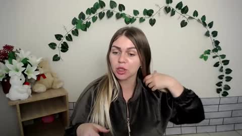 Snapshot of magic_katarina_ chatting on October 3, 2025, 9:06 am magic_katarina_ online show from October 3, 2025, 9:06 am