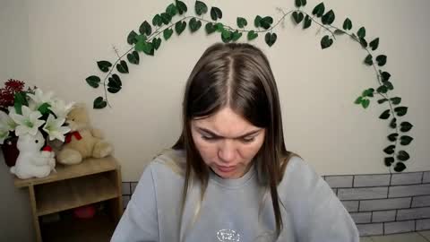 Snapshot of magic_katarina_ chatting on October 6, 2025, 6:44 am magic_katarina_ online show from October 6, 2025, 6:44 am