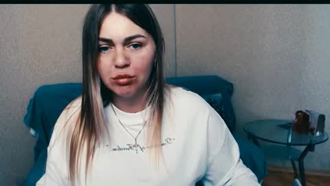 Snapshot of magic_katarina_ chatting on October 23, 2025, 11:42 am magic_katarina_ online show from October 23, 2025, 11:42 am