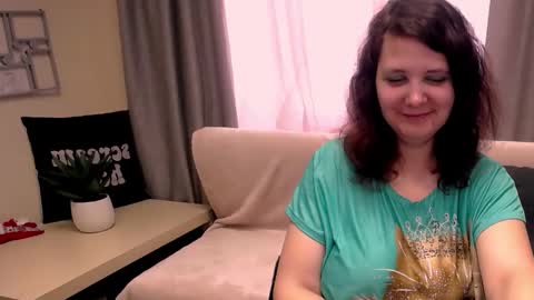 Snapshot of magic_kristy chatting on May 7, 2026, 7:36 am Kristy online show from May 7, 2026, 7:36 am