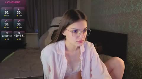 Snapshot of magic_shy chatting on November 29, 2025, 2:36 am Merry online show from November 29, 2025, 2:36 am