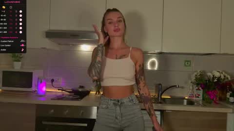 MagicLove online show from September 8, 2025, 2:38 pm