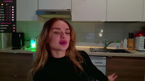 MagicLove online show from November 21, 2025, 2:43 am