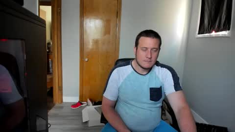 Snapshot of magicman176 chatting on June 8, 2026, 5:02 pm Magic176 online show from June 8, 2026, 5:02 pm