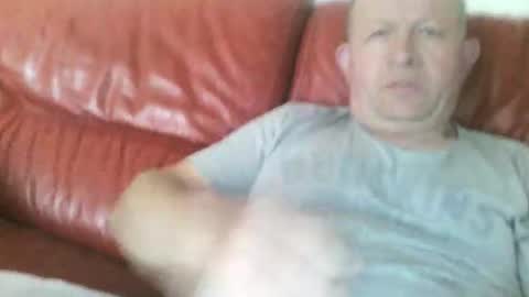 magicman250 online show from April 28, 2026, 5:34 am