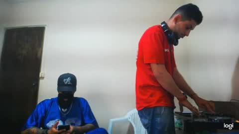 Snapshot of magico_9809 chatting on July 9, 2026, 11:42 pm BRAYAN online show from July 9, 2026, 11:42 pm