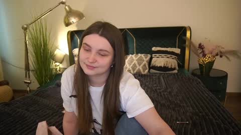 Emily online show from May 13, 2026, 6:33 am