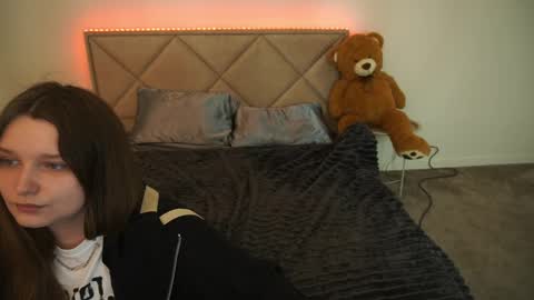 Emily online show from May 22, 2026, 7:15 am