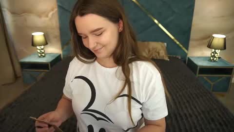 Emily online show from July 15, 2026, 6:18 am