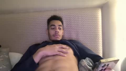 Snapshot of magicsempai chatting on December 5, 2024, 3:28 pm Magicsempai online show from December 5, 2024, 3:28 pm