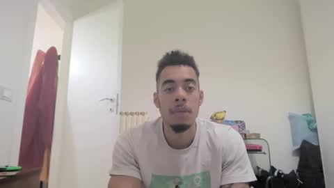 Snapshot of magicsempai chatting on December 6, 2024, 11:54 am Magicsempai online show from December 6, 2024, 11:54 am