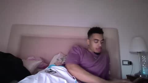 Snapshot of magicsempai chatting on January 15, 2025, 3:18 pm Magicsempai online show from January 15, 2025, 3:18 pm