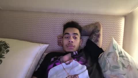 Snapshot of magicsempai chatting on January 27, 2025, 3:50 pm Magicsempai online show from January 27, 2025, 3:50 pm