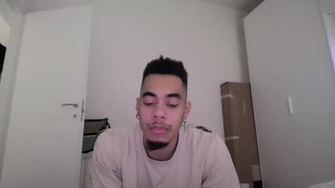 Snapshot of magicsempai chatting on February 28, 2025, 11:36 am Magicsempai online show from February 28, 2025, 11:36 am