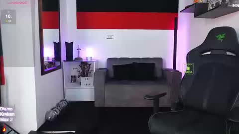 Snapshot of magnus_savage chatting on September 17, 2025, 3:46 pm If you want me to use the Lovense please let me know -- online show from September 17, 2025, 3:46 pm