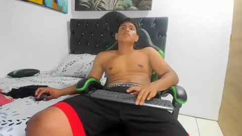 M A G N U S T online show from April 16, 2026, 2:12 am