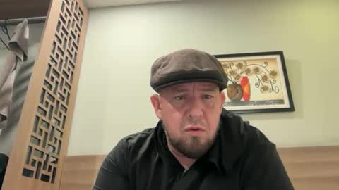 Snapshot of mai2112 chatting on December 21, 2025, 12:12 pm mai2112 online show from December 21, 2025, 12:12 pm