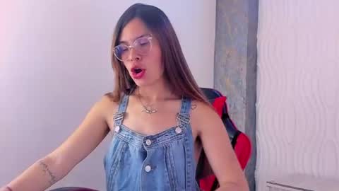 Snapshot of maia_blaze chatting on July 29, 2026, 8:07 pm Maia online show from July 29, 2026, 8:07 pm